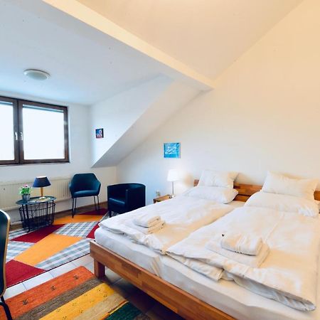 Charming Attic Apartment Near Messe Wien And Center Екстериор снимка