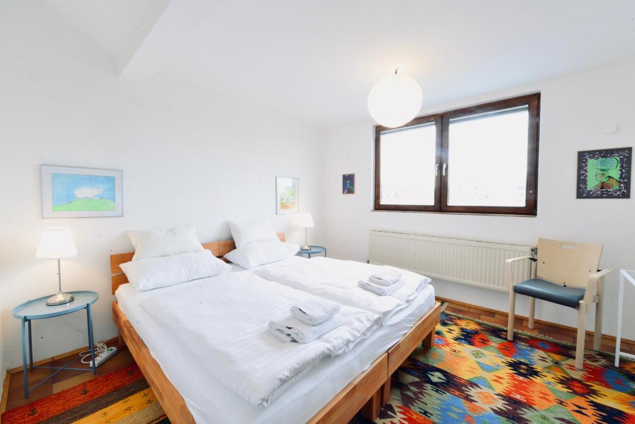 Charming Attic Apartment Near Messe Wien And Center Екстериор снимка