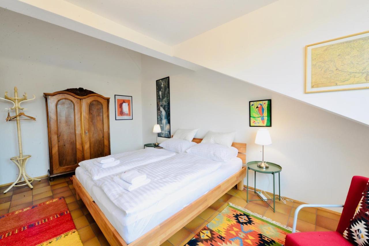 Charming Attic Apartment Near Messe Wien And Center Екстериор снимка